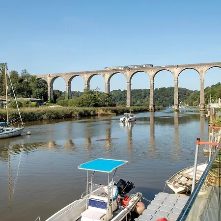 Waterfront - Apple Pie Luxury Escapes * Calstock
